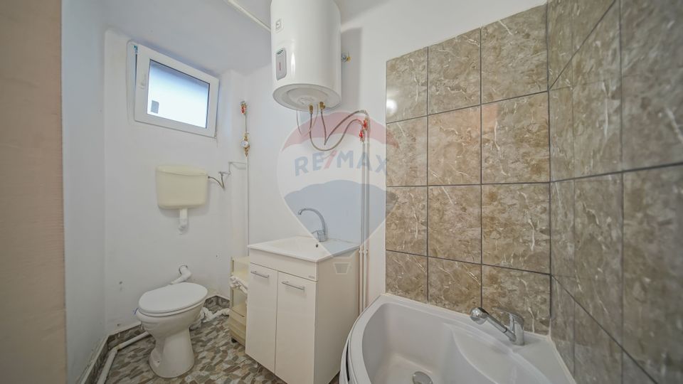 Cameră de închiriat, zona Piața Astra – liniște și confort