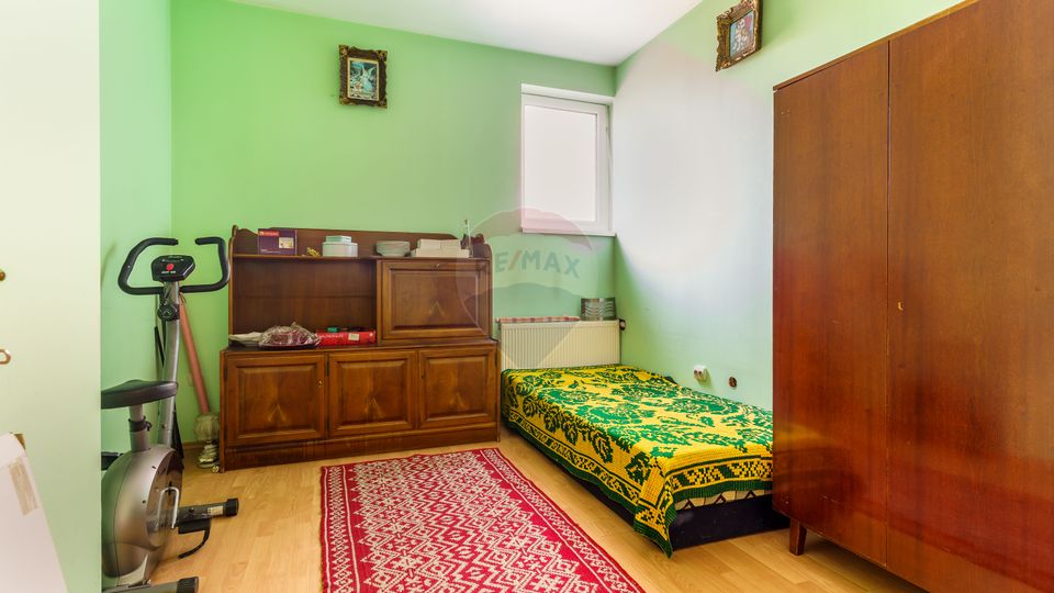 8 room House / Villa for sale, Gheorgheni area