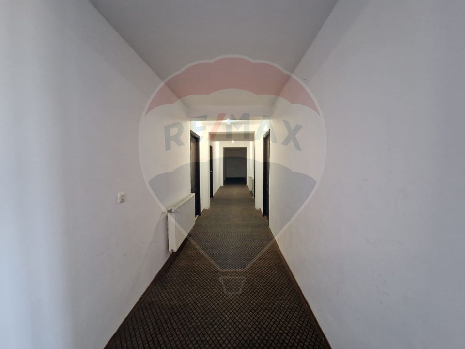 28 room Hotel / Pension for sale, Exterior Vest area