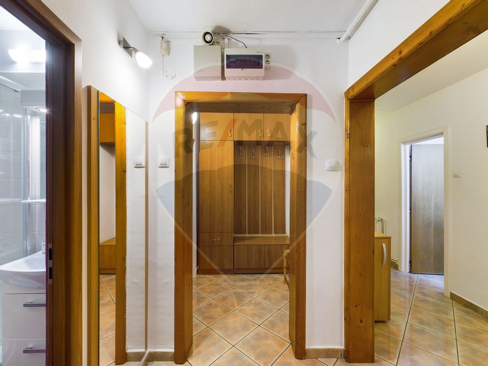 4 room Apartment for rent, Gemenii area