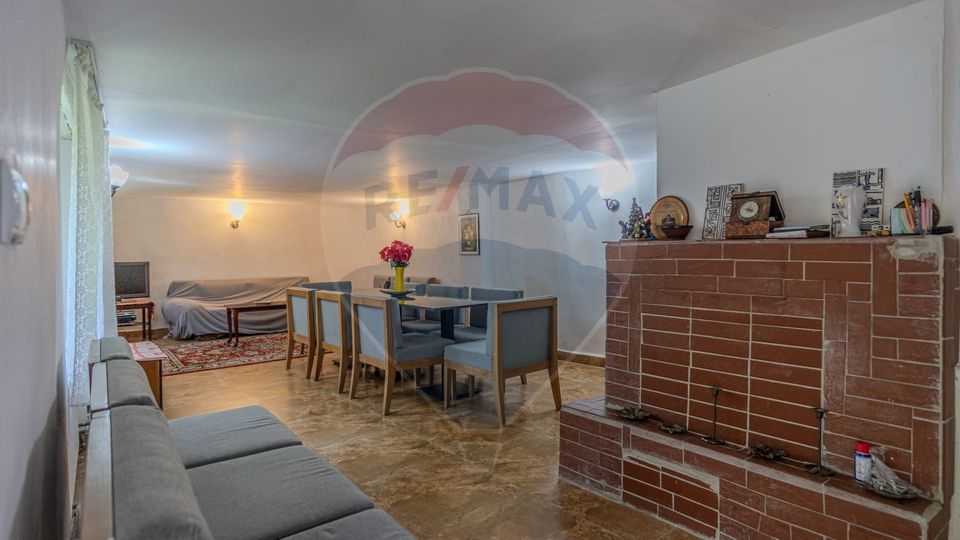 4 room House / Villa for sale