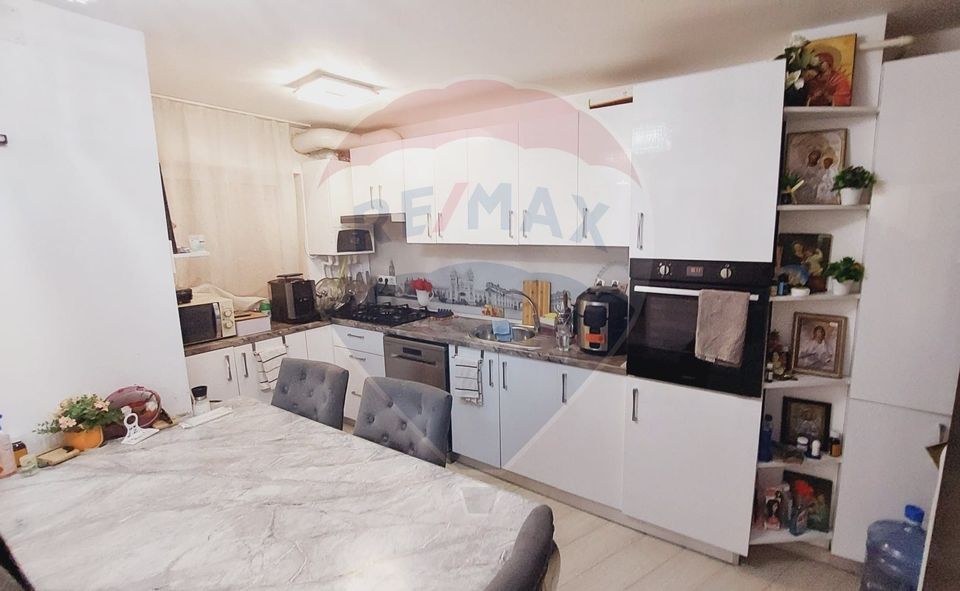 Apartament cu 4 camere finisaje interioare lux multiple imbunatatiri