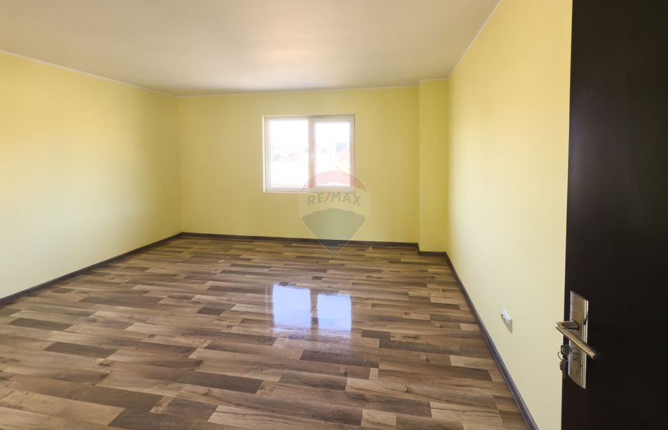 8 room House / Villa for sale, Central area