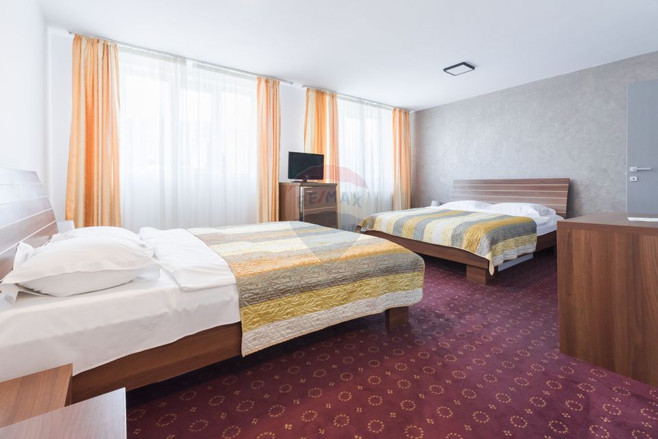 Hotel cu 23 unități de cazare, 2 săli de ședință, locație excelentă