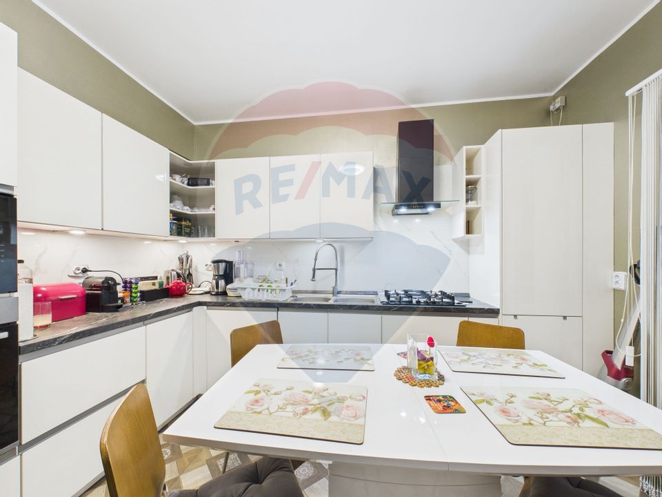 5 room House / Villa for sale, Central area