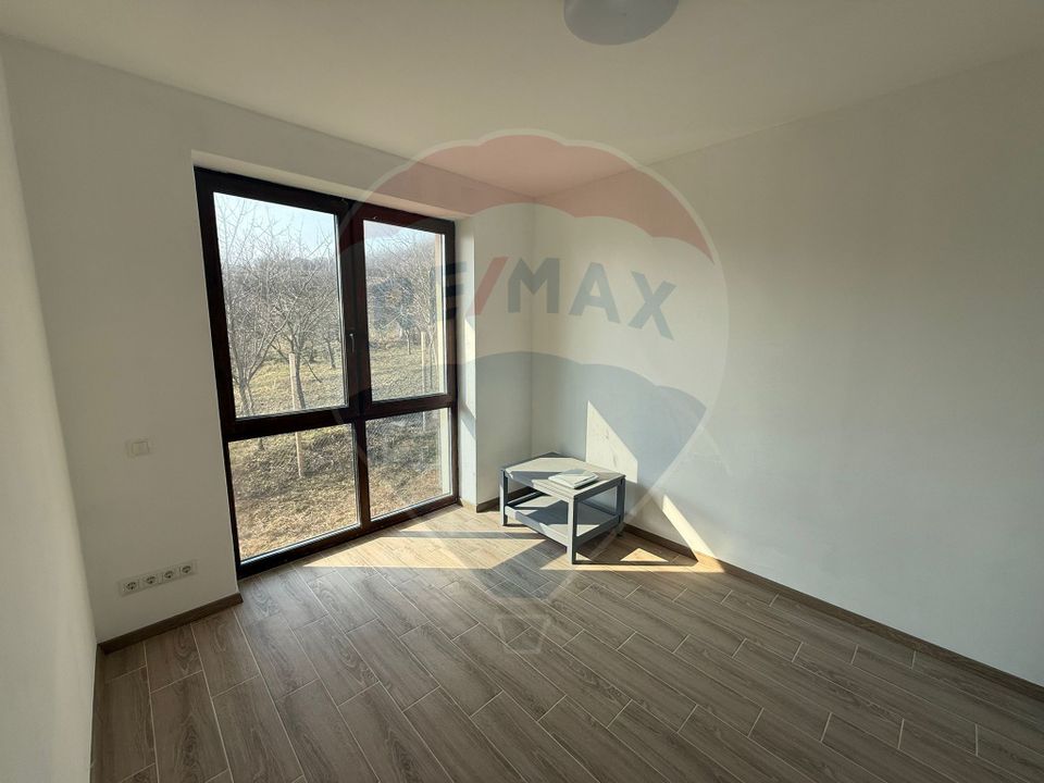 4 room House / Villa for sale, Podgoria area