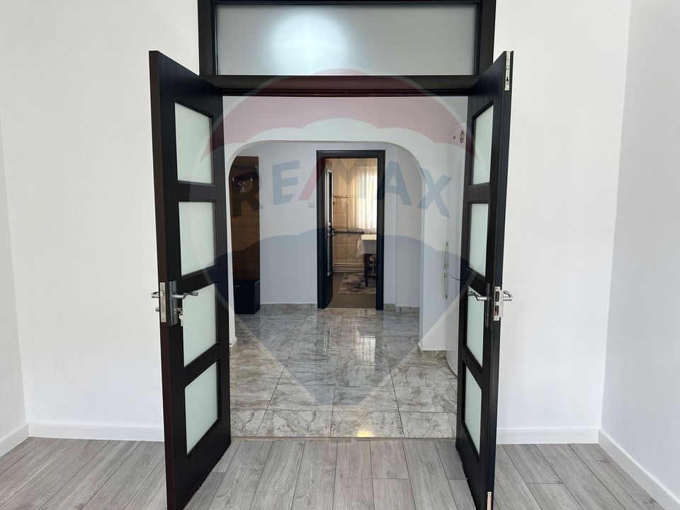 Apartament 4 camere + centrala proprie: str Baltagului - 13 septembrie