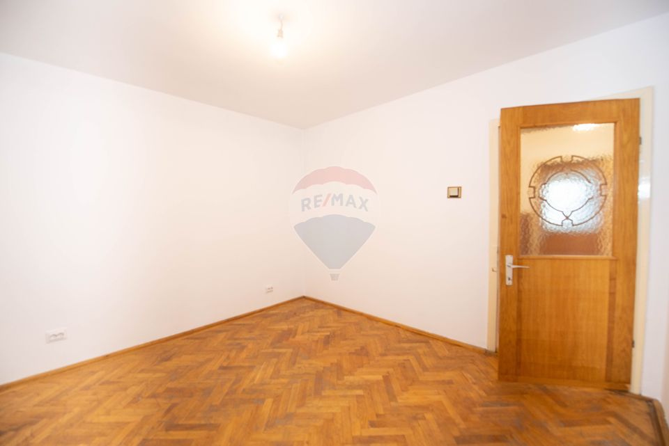 Casa individuala cu 7 camere, de vanzare 250 mp utili,  Buzau