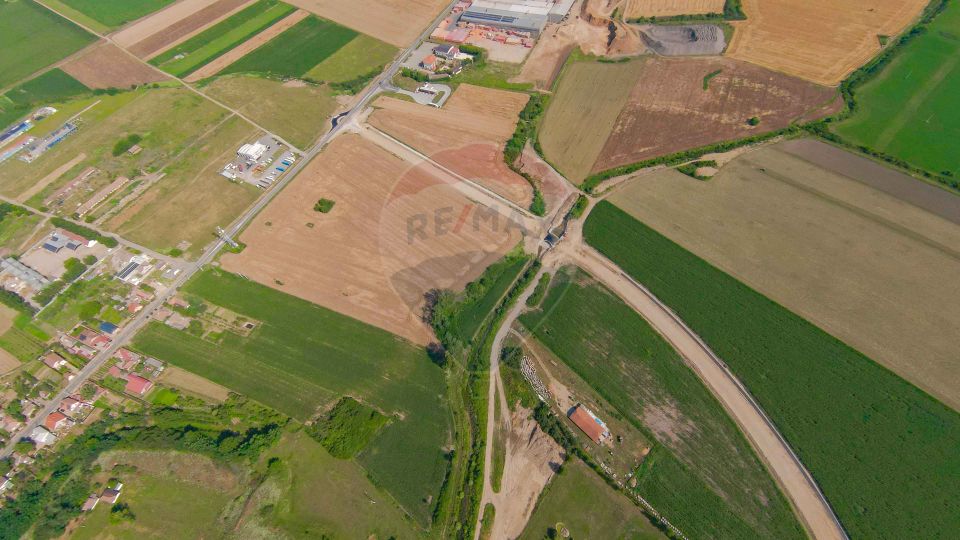 Land 42,157sqm Biharia / Soseaua E671