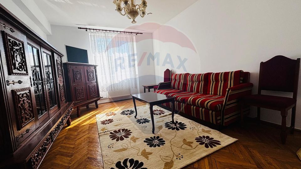 Apartament cu 2 camere de închiriat- Bulevardul Mamaia