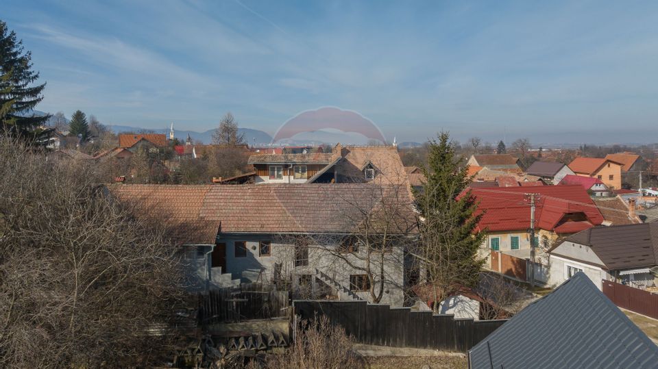 Casă cu 5 camere de vânzare Sacele cartier Satulung