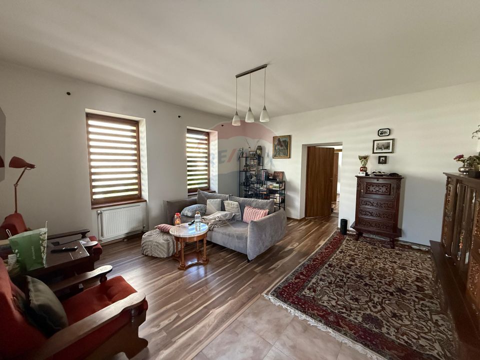 15 room House / Villa for sale, Central area