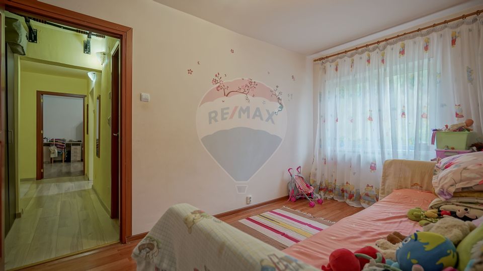 Detached two-room apartment at the entrance to Răcădău!