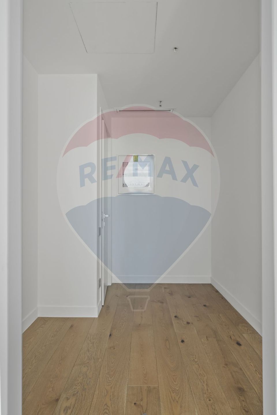 Modern villa with premium finishes, 5 rooms in Tunari - Amber Forest