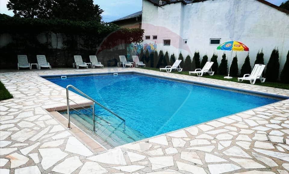 5 room Hotel / Pension for sale, Ultracentral area