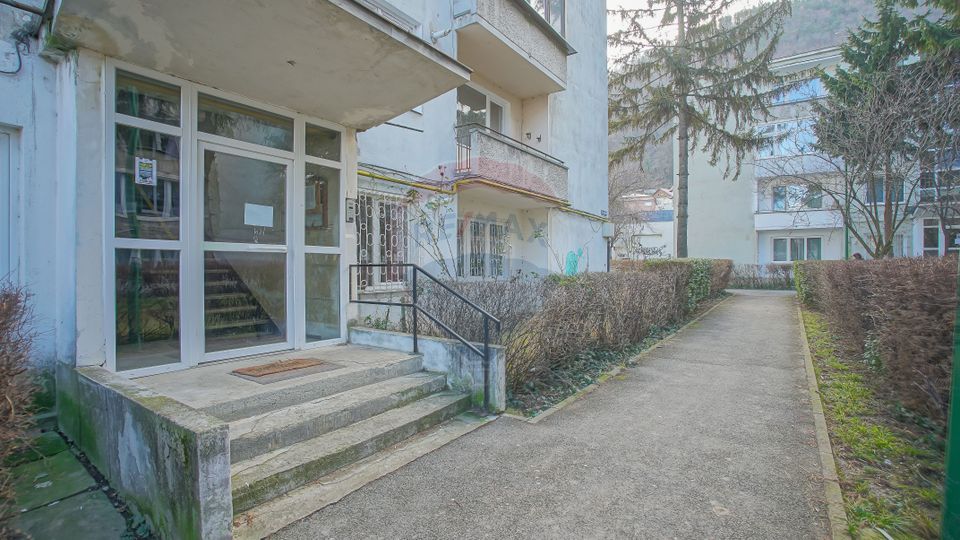 REZERVAT ! Apartament 3 camere Piața Teatrului