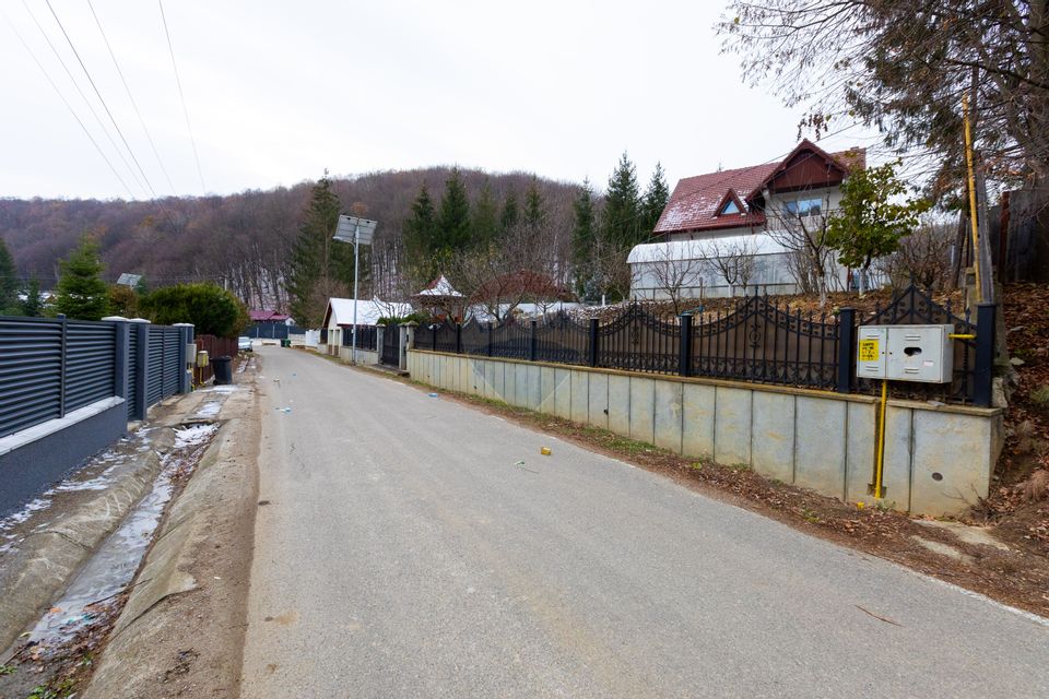 Casă / Vilă cu 5 camere lângă pădure în Luncani | Bacău - de vânzare