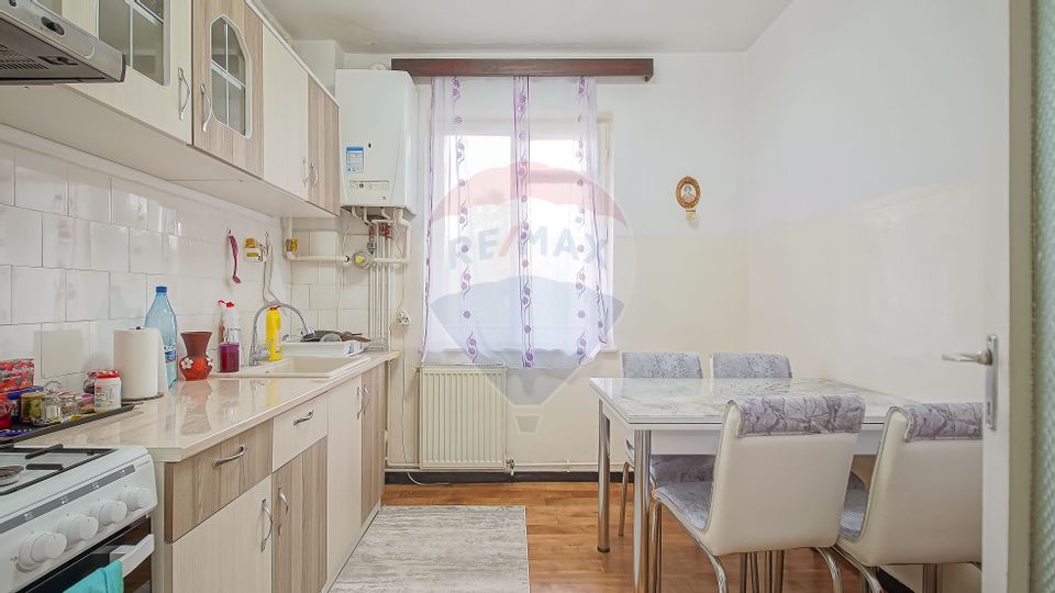 Apartament cu 2 camere de închiriat în zona Astra
