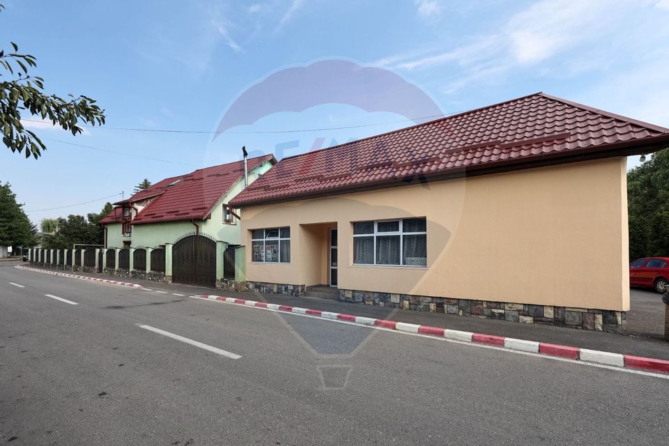 8 room House / Villa for sale, Stefan cel Mare area