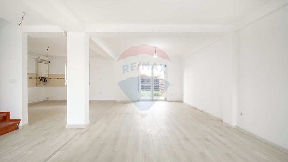 Comision 0 | Casă înșiruită de vânzare în Sânpetru