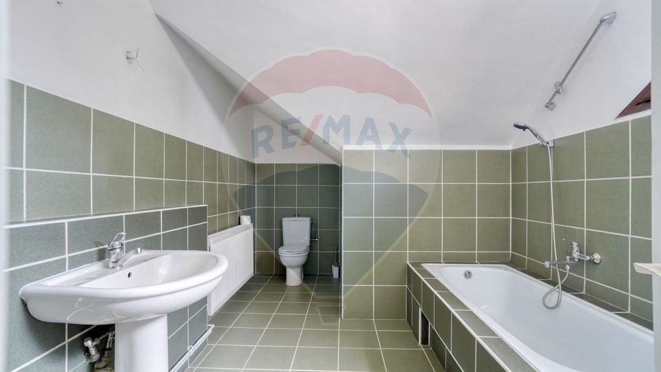 9 room House / Villa for rent, Centrul Civic area