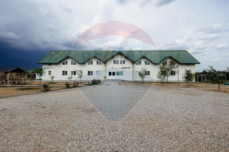 Camp & Conference Complex for sale in Arges