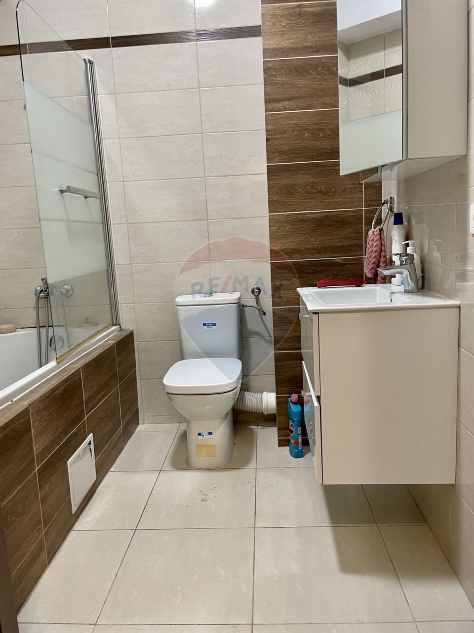 2 room Apartment for rent, Vacaresti area