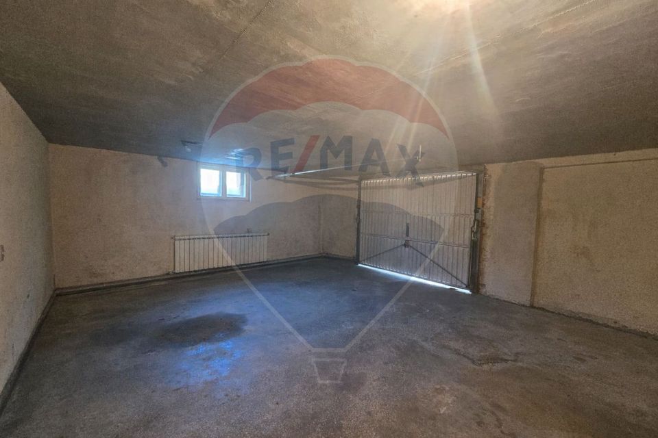 7 room House / Villa for sale