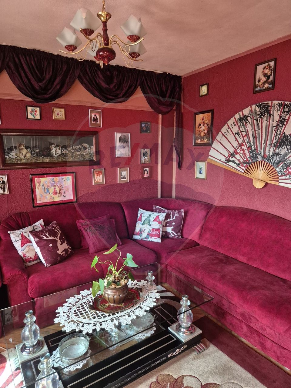 4 room Apartment for sale