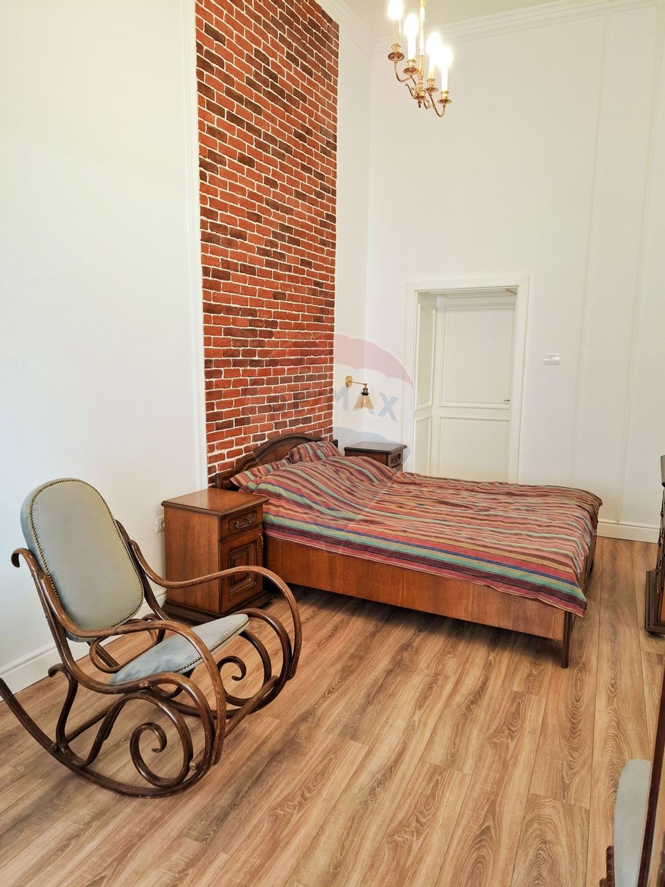 Apartament spațios cu 2 camere, prima închiriere, Ultracentral Arad