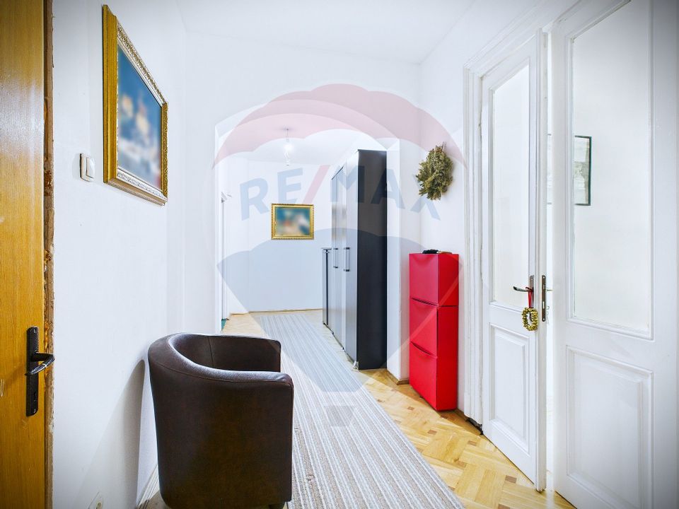 15 room House / Villa for sale, Universitate area