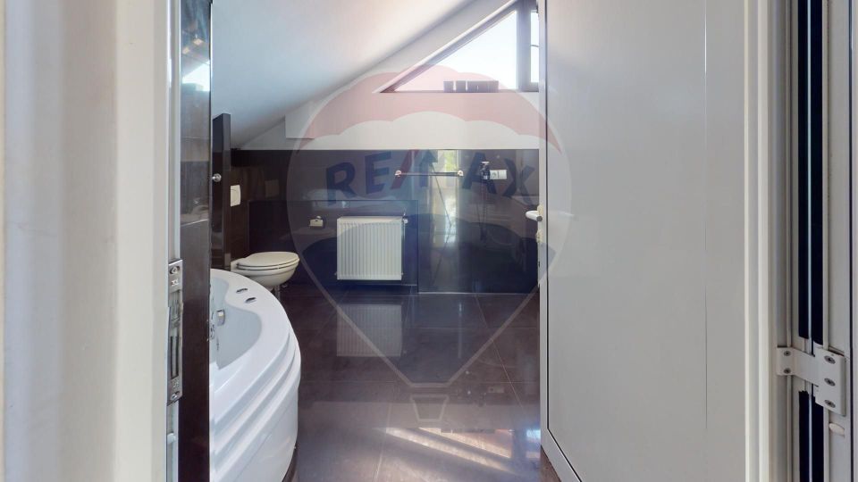 501sq.m Commercial Space for sale, Turnisor area