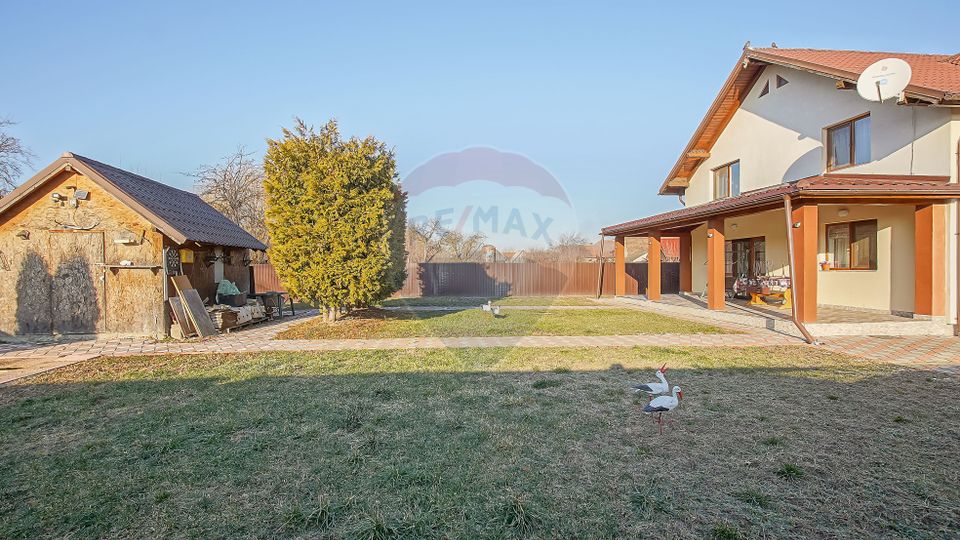 4 room House / Villa for sale