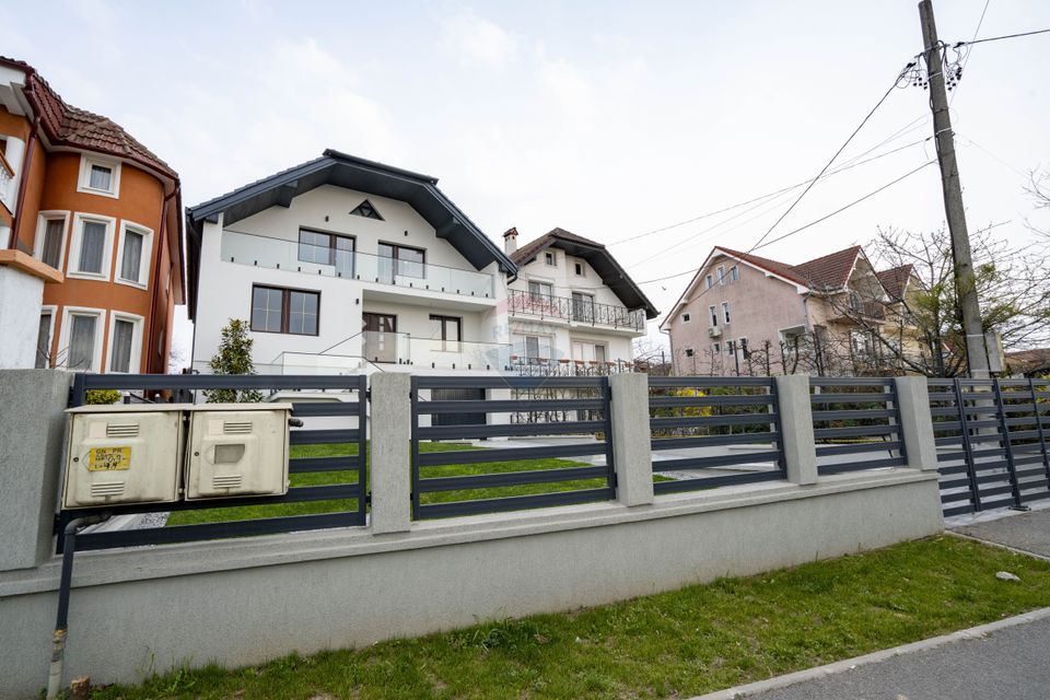 De vânzare casă cu 5 camere, teren 1000 mp Oncea, Calea Bihorului