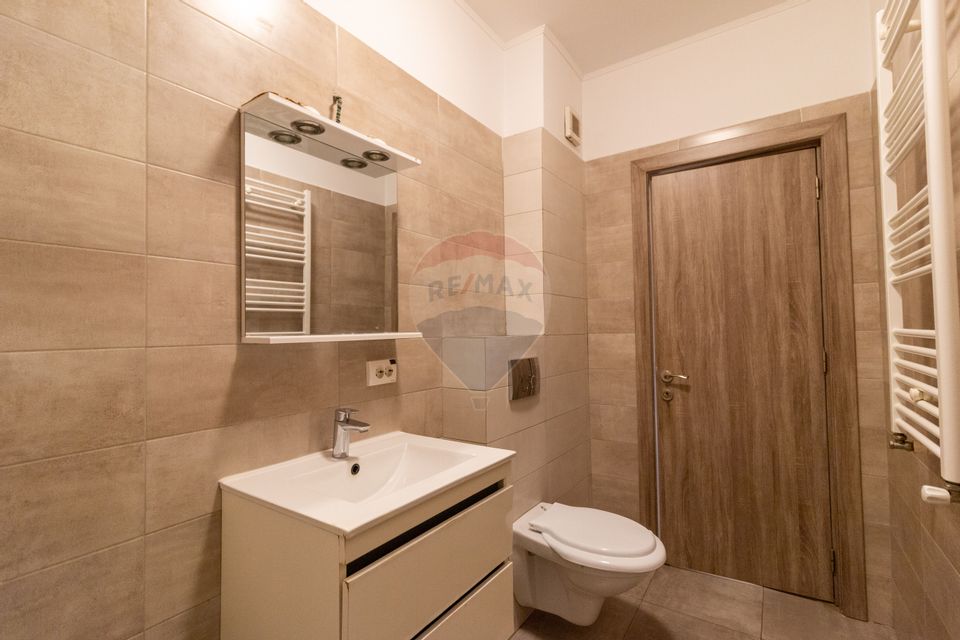 Apartament 2 camere, mobilat, str. Luica, posibilitate parcare