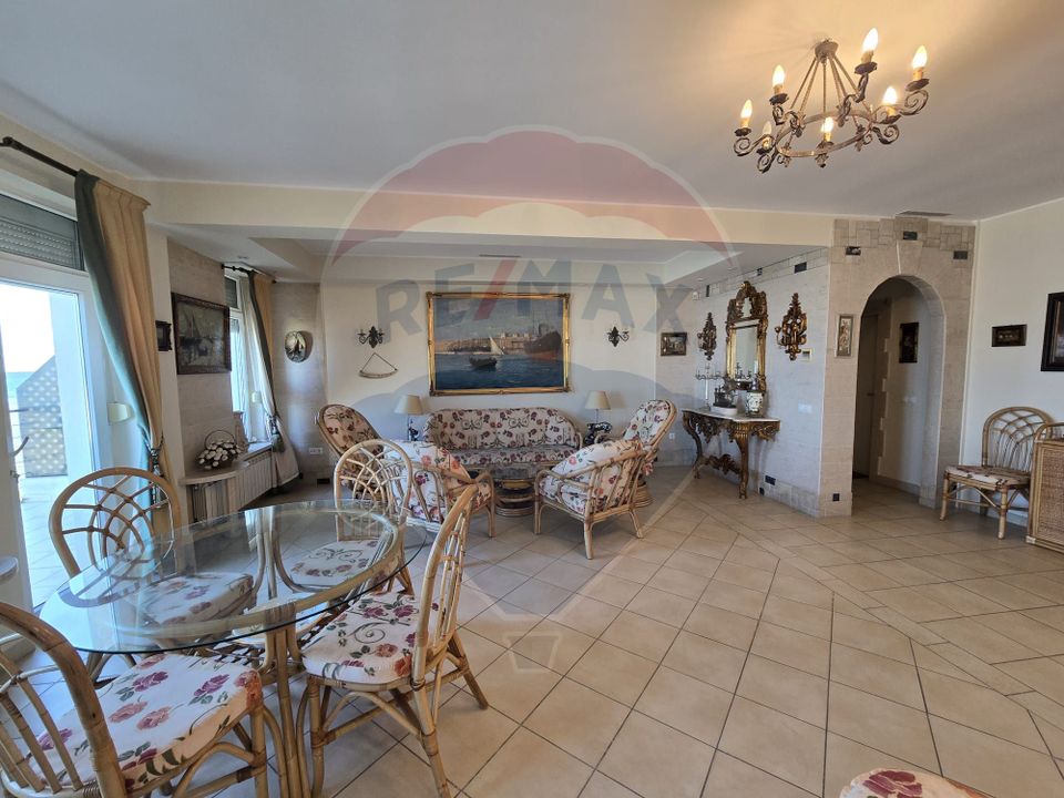 DE VANZARE Apartament cu 4 camere în Mamaia Nord