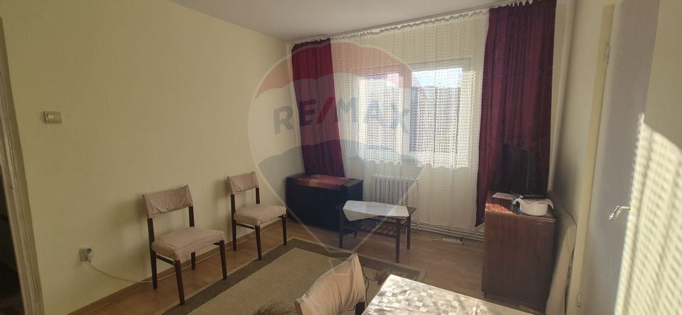 Apartament cu 3 camere de vânzare în Mănăștur