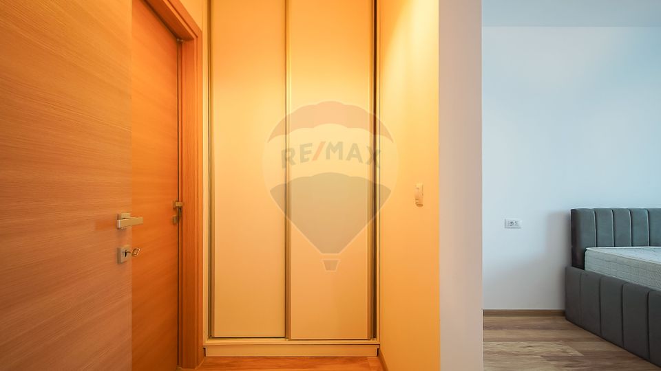 3 room Apartment for rent, Tractorul area