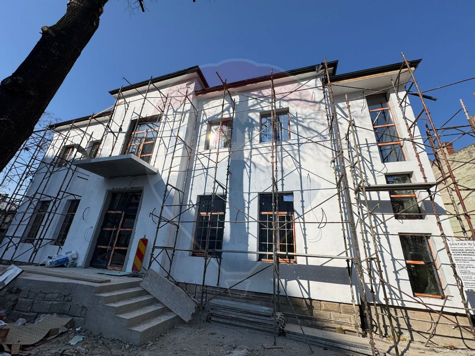 10 room House / Villa for rent, Ultracentral area
