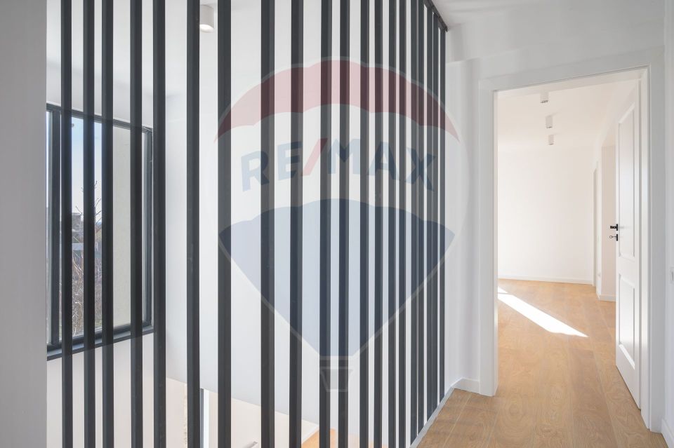 Vilă superba Cernica | vedere la padure si lac | finisaje moderne