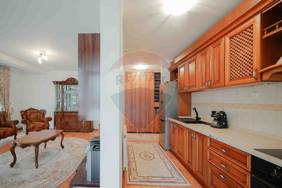 Apartament de Vânzare cu 3 Camere, Terasă de 32mp și Parcare Subterană