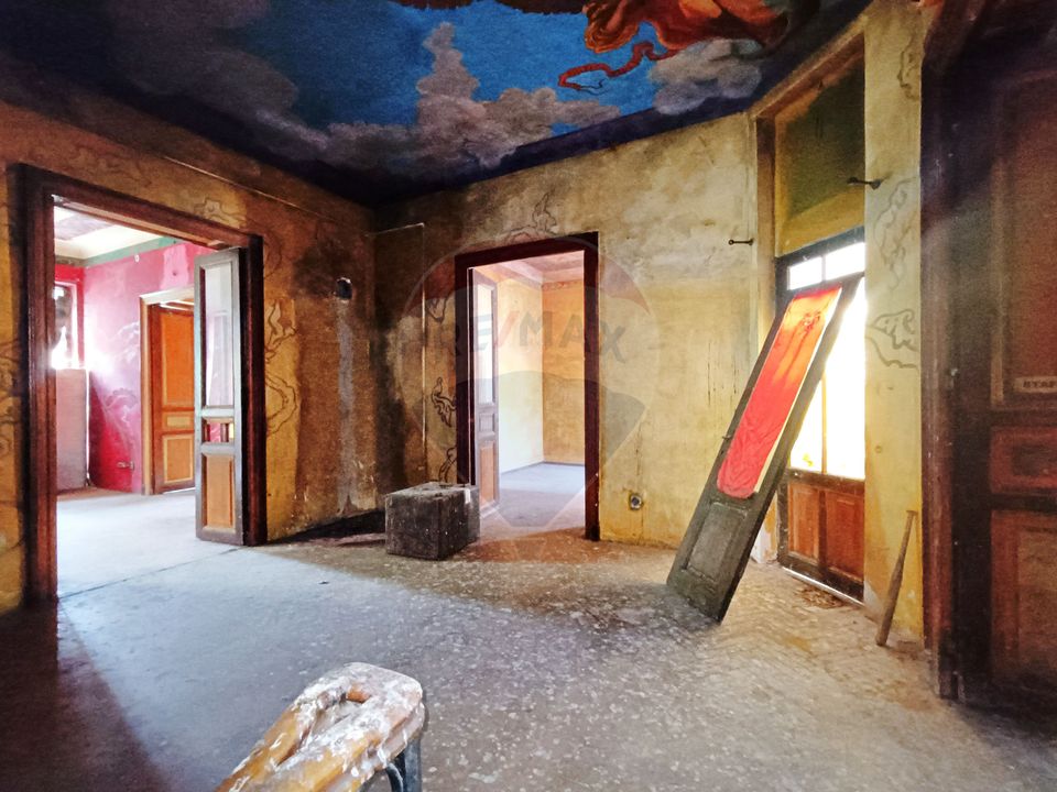 Vanzare Vila Interbelica Stradala, Pta Regina Maria, Ocazie Investitie