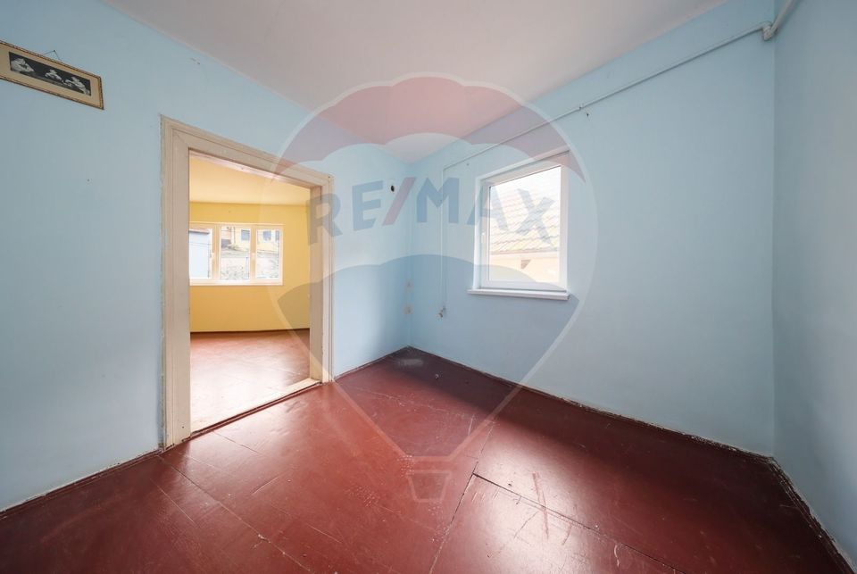 Corp de casă cu 2 studiouri independente, ideal pentru regim hotelier