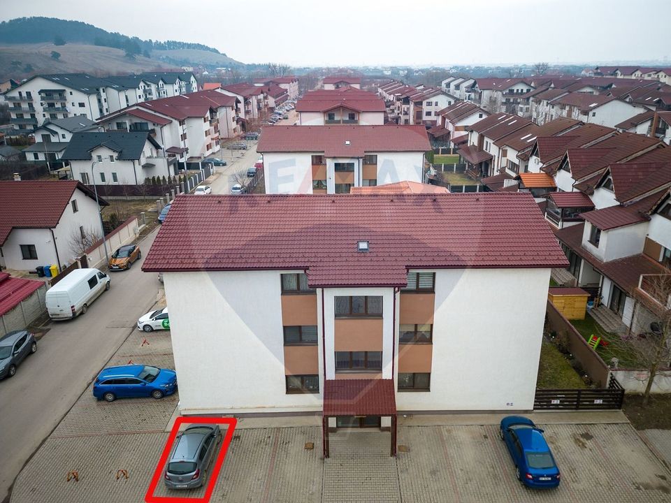 Apartament modern - investitie 375E/chirie