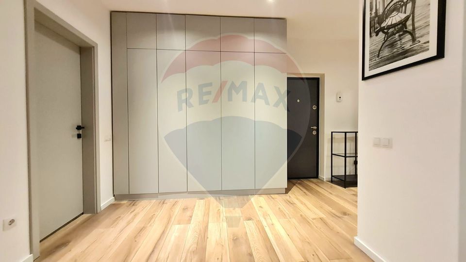 Apartament de lux cu 2 camere de închiriat în zona Sopor