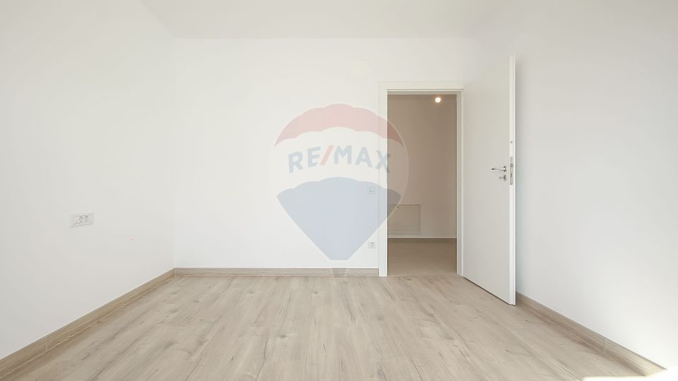 NOU! Apartament 2 camere cu boxa și parcare subterană