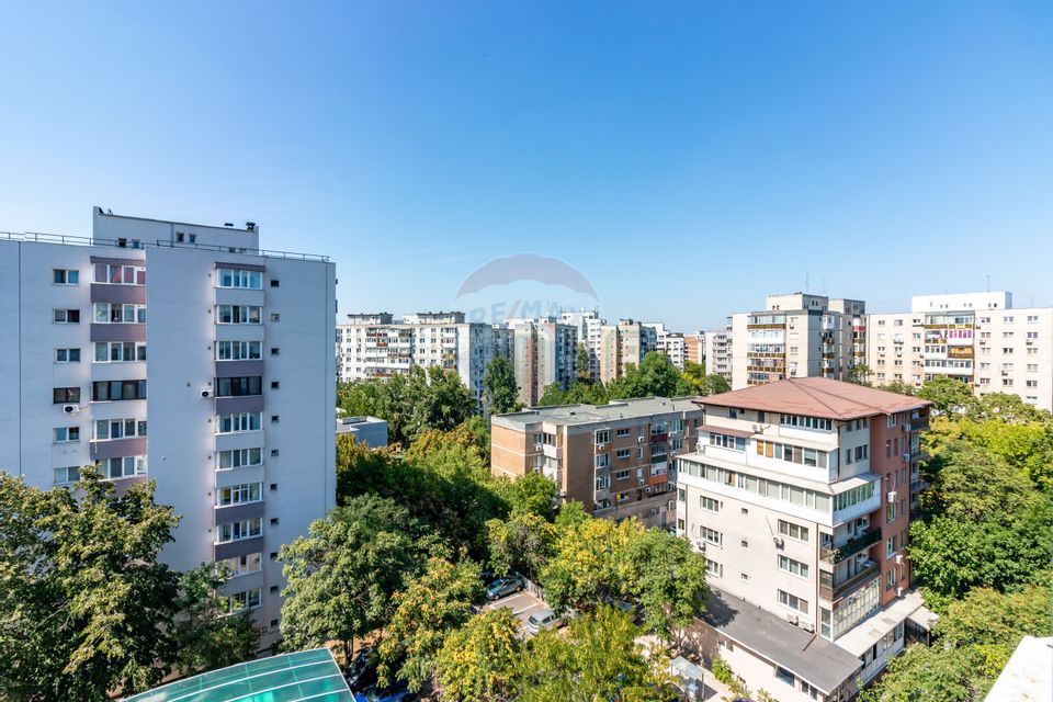 Plaza Studio, Militari, between Lujerului and Gorjului metro