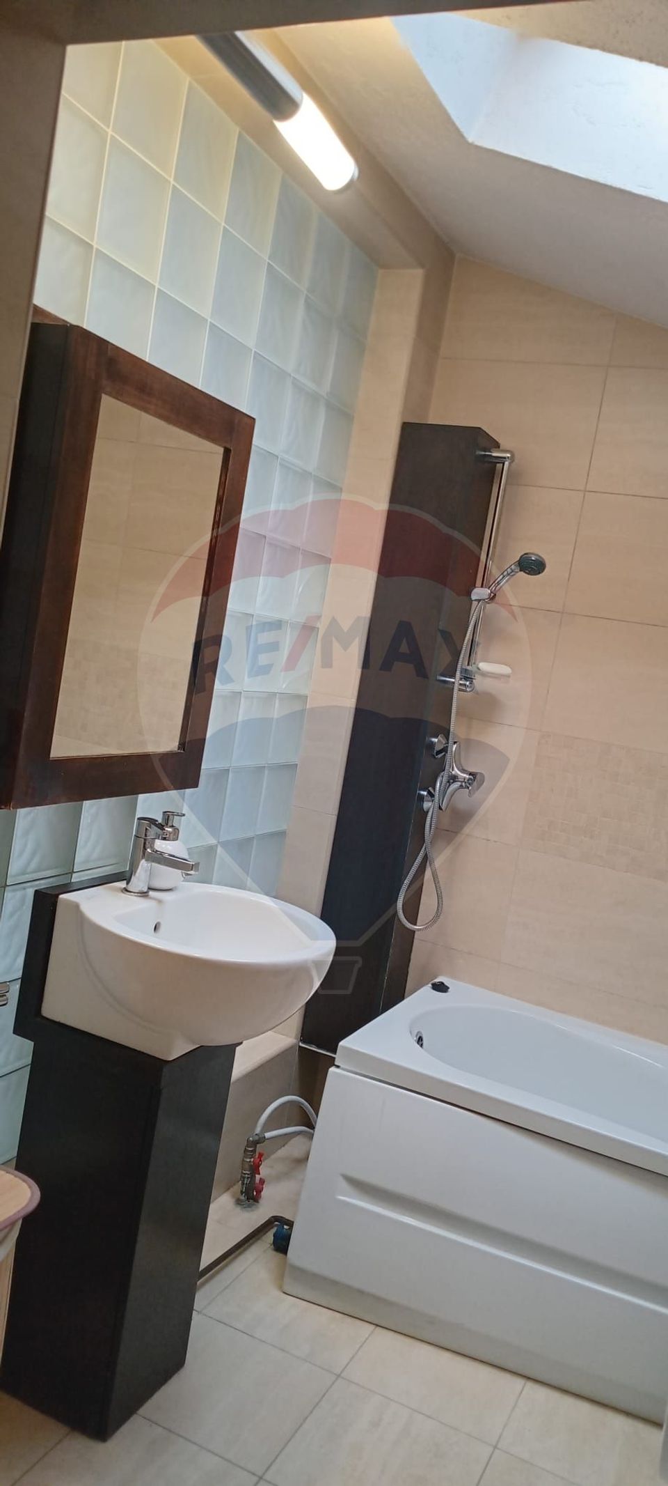 4 room House / Villa for sale, Central area