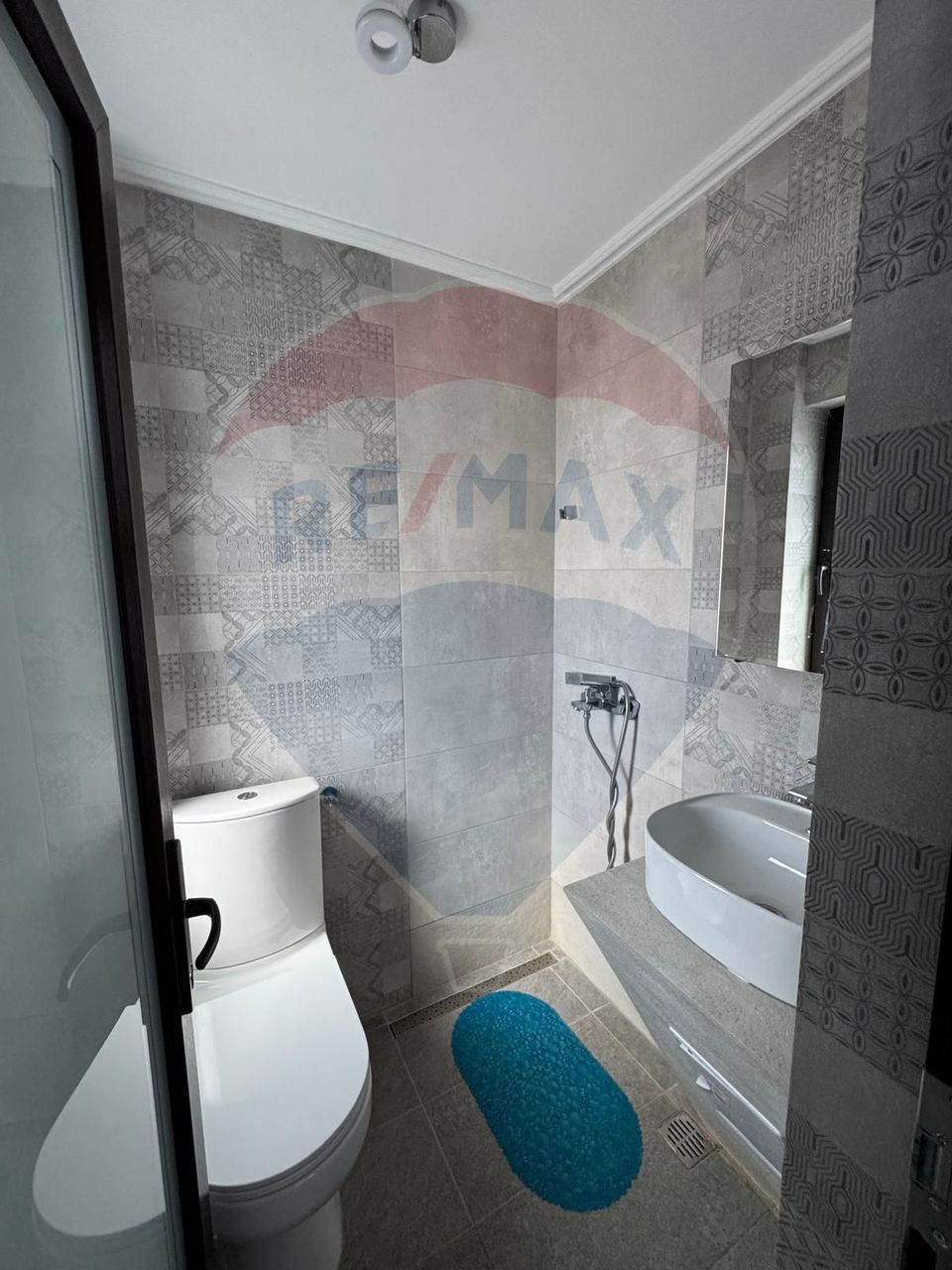 6 room House / Villa for sale