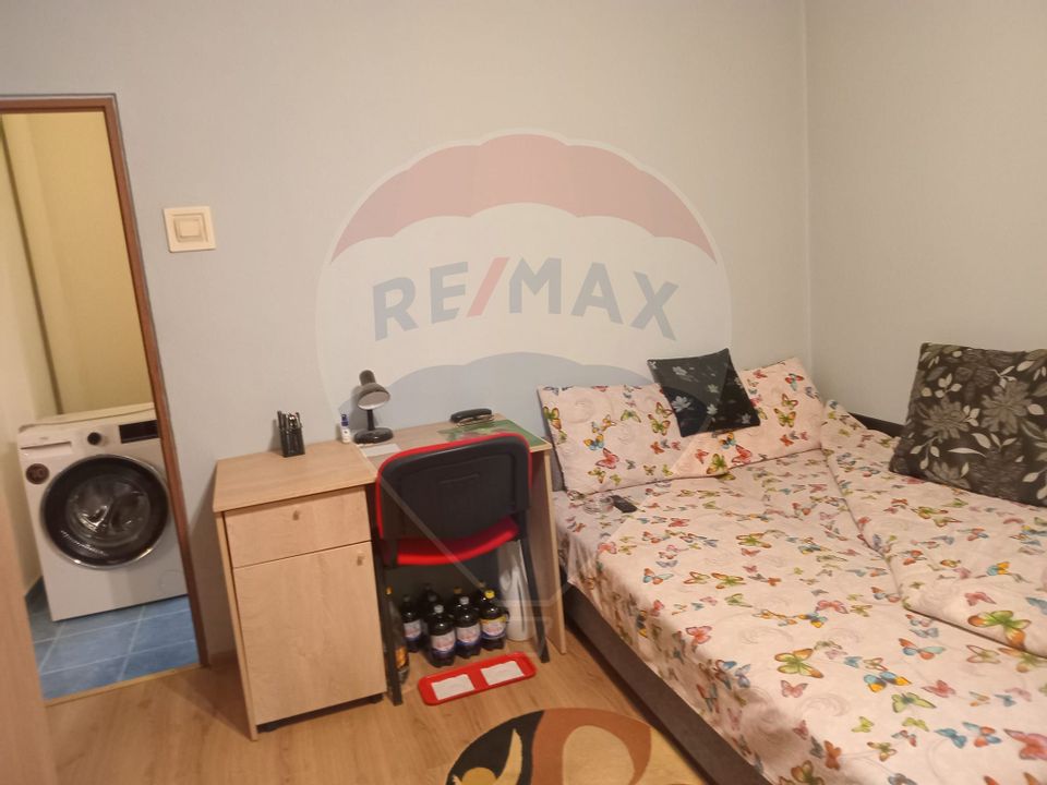 OCAZIE!!!Apartament 4 camere în zona Micalaca